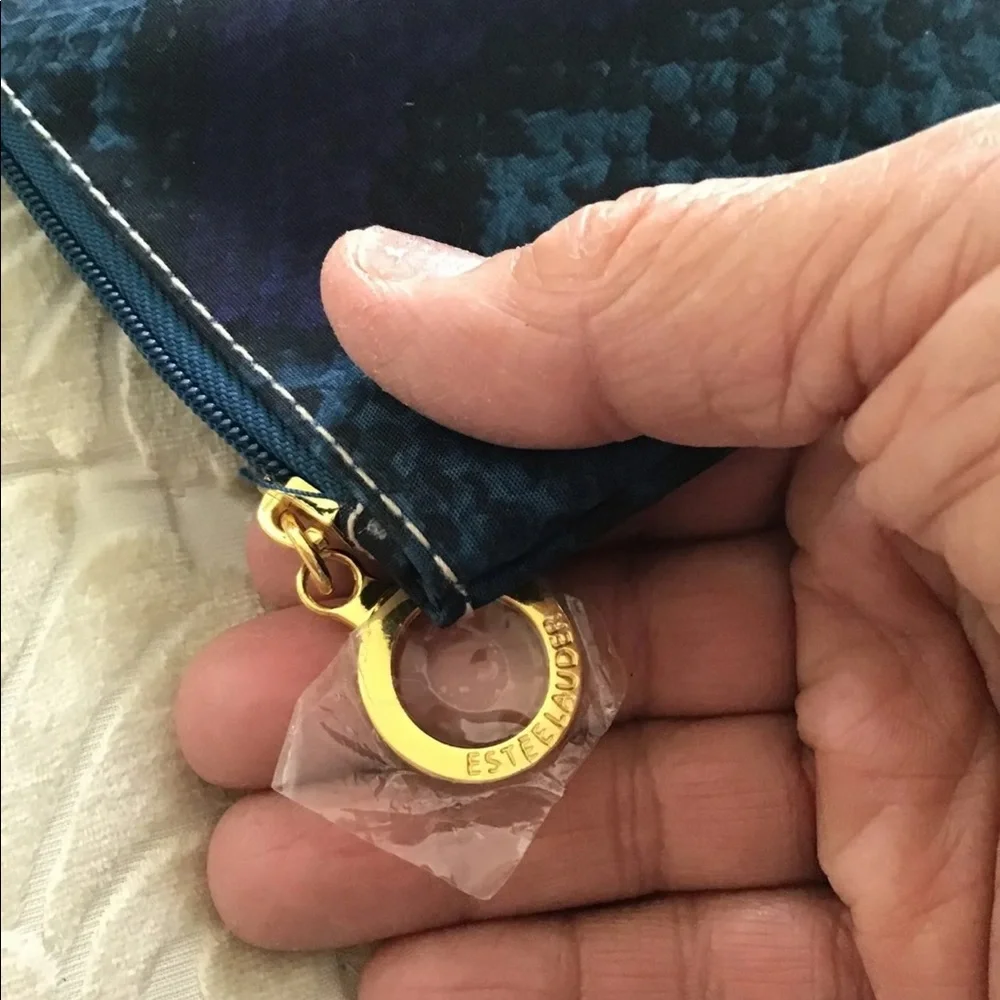 Estée Lauder makeup bag snake pattern blue NEW great grab bag gift NEW